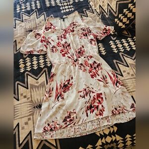 White House Black Market Red and White Floral Dress